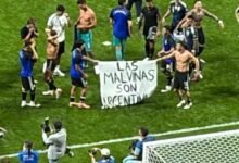 Dura derrota de Milei: Los jugadores de la Scaloneta reivindicaron a las Malvinas con una bandera