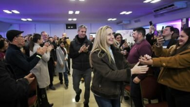 Karina es la dirigente con peor imagen del oficialismo, solo le ganaría a Alberto