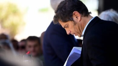 Kicillof rechazó una invitación de Jaldo para el 9 de Julio: "Si vamos a compartir algo con Milei que sea una reunión de trabajo"