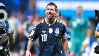 Milei dijo que los jugadores son "imprudentes" y Messi le recordó que "la gente no llega a fin de mes"