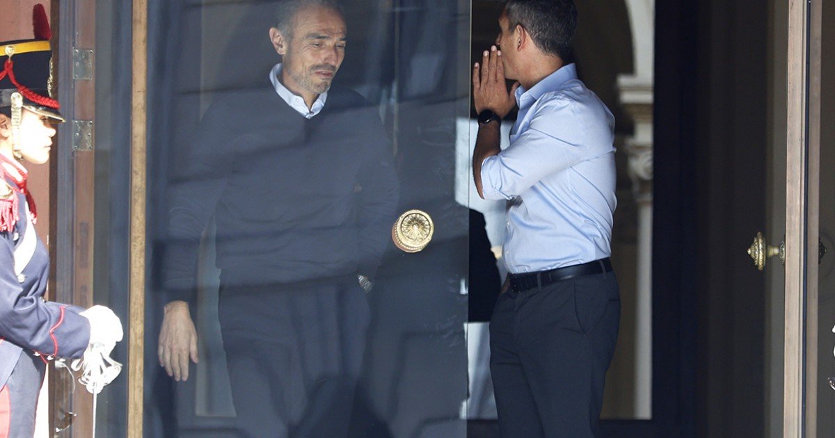 Milei les bajó los candidatos a los Menem: "Basta de darle fama a cachivaches que no conocen a Hayek"