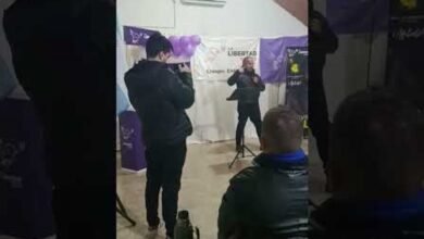 Pettovello furiosa porque movilizó la delegada de la Anses a una oficina del PAMI para defender a Adorni