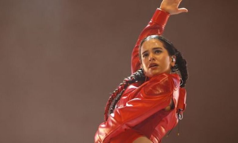 Rosalía se sumó a la campaña anti Argentina y el público empezó a devolver las entradas de su show en Buenos Aires
