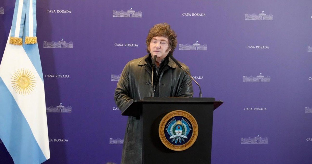 Sacado, Milei insultó a Pagano y Bindi en la reunión con los diputados: "Manuel es víctima de ellos"