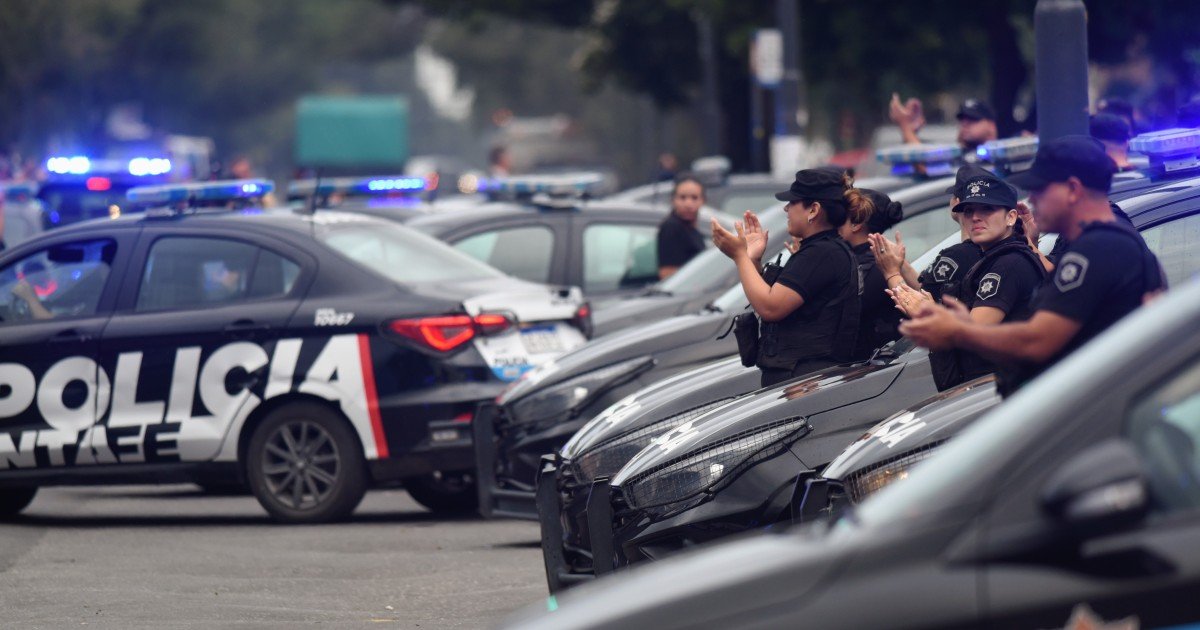 Santa Fe: Imputan a 6 policías por la muerte de un preso y el gobierno objeta al fiscal