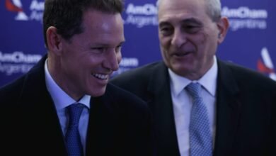 Brito se mostró como candidato en Amcham y pidió que el crecimiento llegue a los sectores perdedores