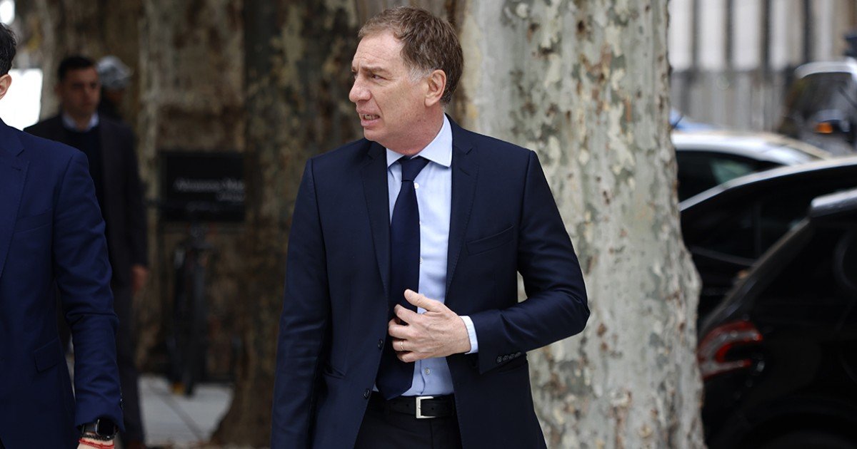 Crecen las versiones en la Rosada de Santilli candidato en Capital con apoyo de Karina