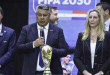 El Chiqui Tapia apuesta al vínculo con Karina para sobrevivir en la AFA