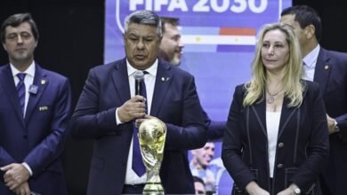 El Chiqui Tapia apuesta al vínculo con Karina para sobrevivir en la AFA