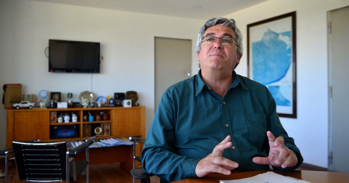 El gobierno de Kicillof denunció una entrega exprés de los permisos de pesca de calamar