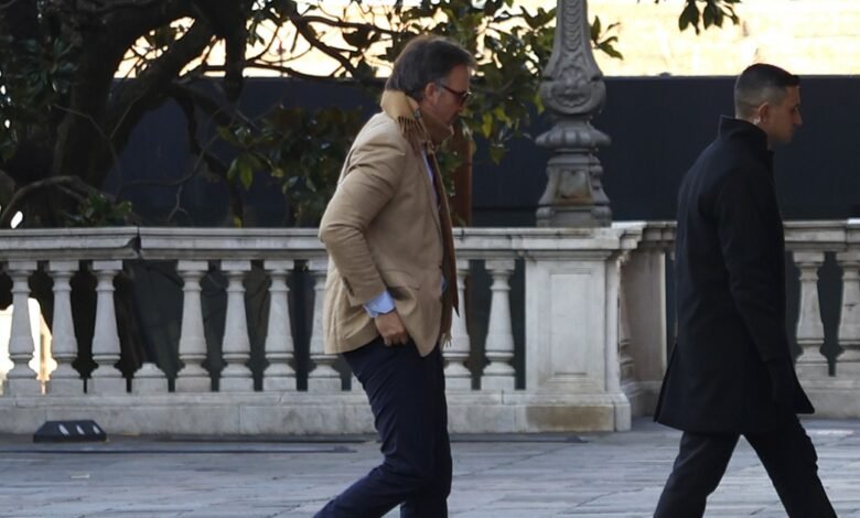 El senador Benegas Lynch, muy cercano a Milei, armó una sociedad para venderle tierras a extranjeros