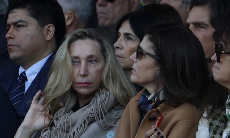 Karina le tomará examen a los ministros y se agrava el aislamiento de Milei