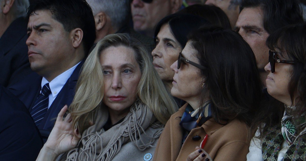 Karina le tomará examen a los ministros y se agrava el aislamiento de Milei