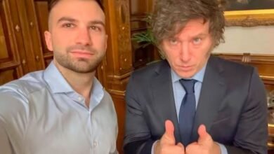Libra: USD 5 millones que Hayden Davies mandó a la Argentina pasaron por una cueva que usaban para pagarle a Milei