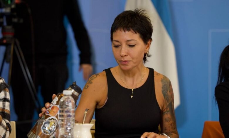 Mayra salió a defender a Sagasti, pero no tuvo éxito: "decile que renuncie, vale la pena"