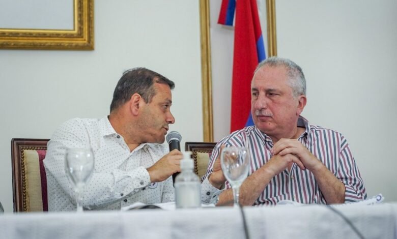 Passalacqua acordó con Herrera Ahuad para liquidar la interna con Rovira y se endurece contra Milei