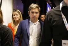 Según una encuesta, Kicillof le ganaría a Milei en un escenario de balotaje