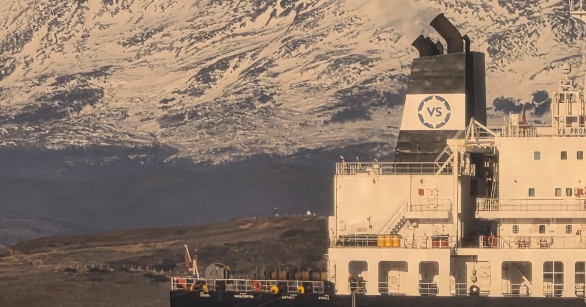 Un buque inglés desembarcó en el puerto de Ushuaia intervenido por Milei
