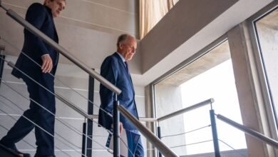 Caputo empieza a liberar pesos para tratar de reactivar la economía
