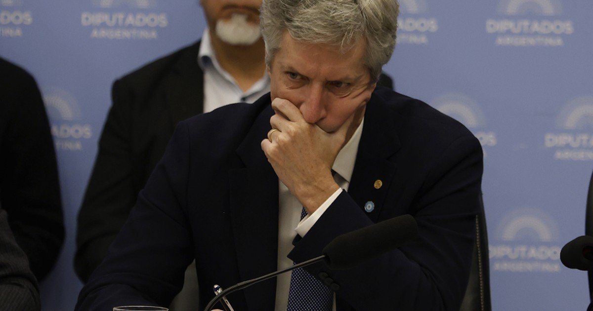 El peronismo amplió la denuncia por el oro del Central: "Bausili mintió descaradamente"