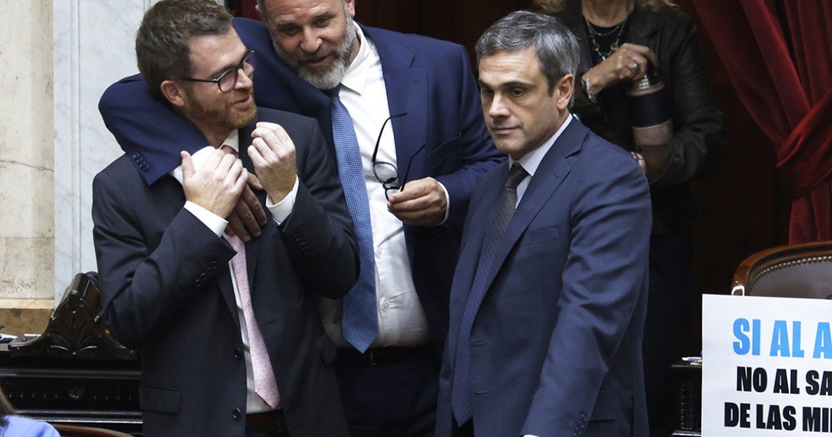 El peronismo corre a Milei por derecha y le pide que elimine los beneficios fiscales a Inglaterra
