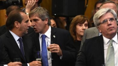 Maniobra de Toto Caputo con su primo Nicky para llevarse USD 160 millones con un pase de manos del RIGI