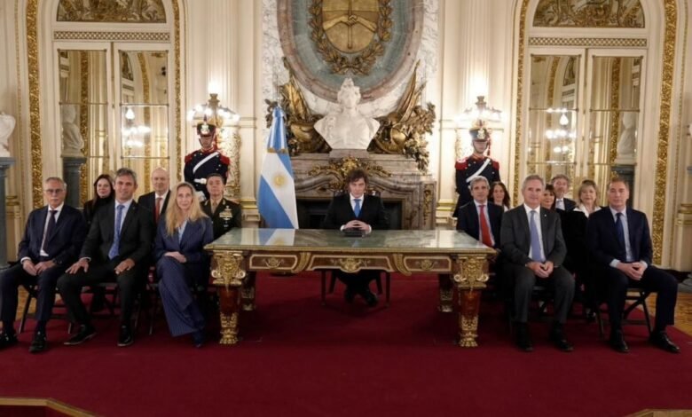 Milei llamó a la unidad nacional por la causa Malvinas: "Las islas son nuestras y nos las arrebataron"