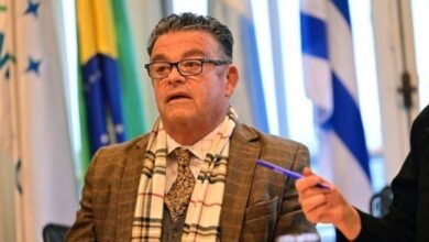 Parlasureños del PRO, la UCR y ex libertarios votaron el repudio a Milei por sus agravios contra Lula