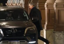Revelan que Adorni estaba en Chile en una de las fechas en las que dijo que compró bitcoins