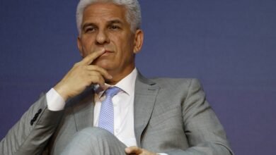 Acusan al gobernador Poggi de enriquecimiento ilícito por la compra masiva de inmuebles
