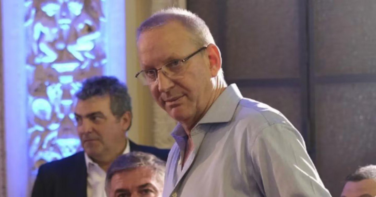 El macrista Pirovano preocupado por la fuga de socios del Racket: "Lo invadió la mersa política"