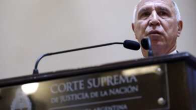 Escracharon a Lorenzetti en la UBA y tuvo que suspender una charla