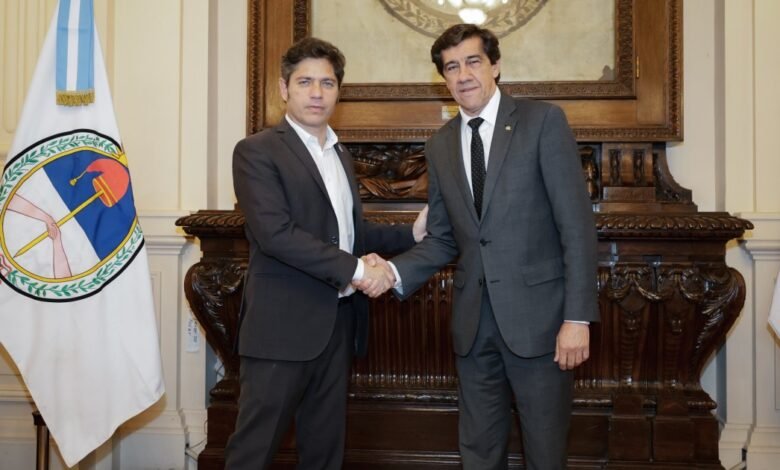 Kicillof se reunió con el radical Sadir en Jujuy y propuso trabajar juntos para resistir a Milei