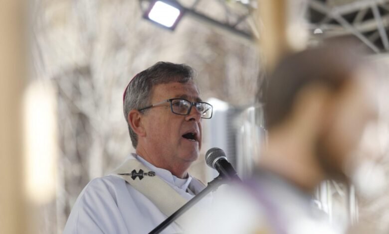 La Iglesia cuestiona a Milei en la previa a la llegada del Papa: "Las heridas de la intolerancia supuran"