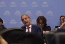 Papelón de Torrendell: apuntó contra los que tardan en graduarse y le recordaron que él estuvo 15 años para egresar