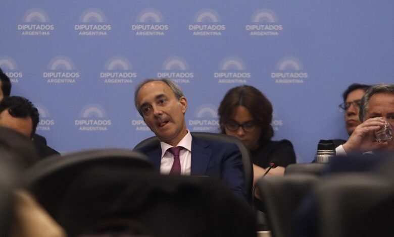 Papelón de Torrendell: apuntó contra los que tardan en graduarse y le recordaron que él estuvo 15 años para egresar