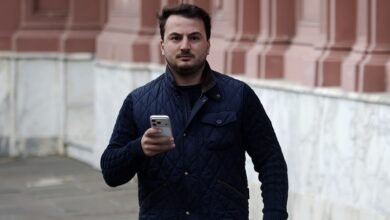 Romo se cruzó con una senadora de Karina por el respaldo al Gordo Dan