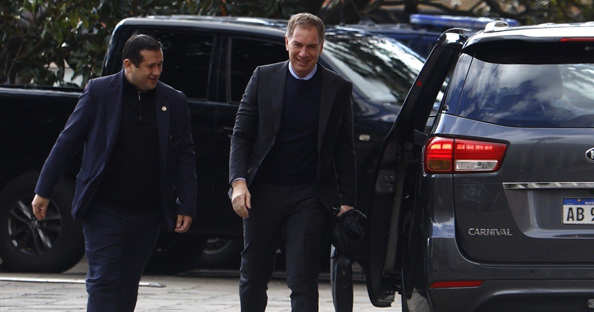 Santilli corre del Enacom a un hombre de Rodrigo Lugones y designa a un ex Telecom