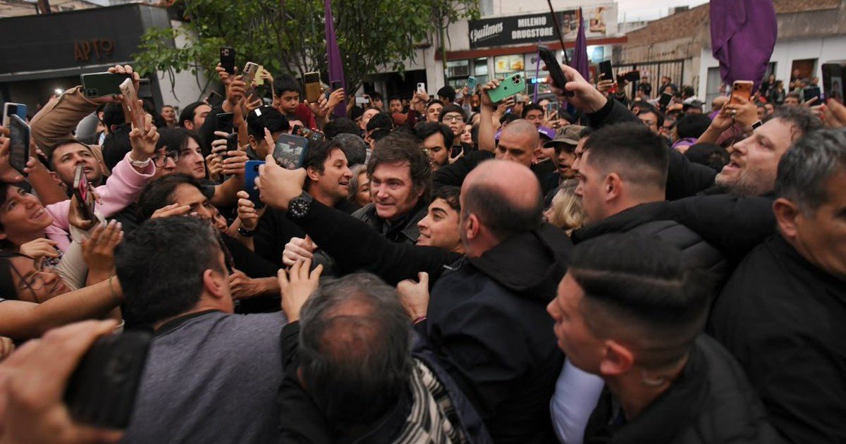 Un diputado libertario dijo que le pegaron a Milei en Catamarca y lo desmintieron